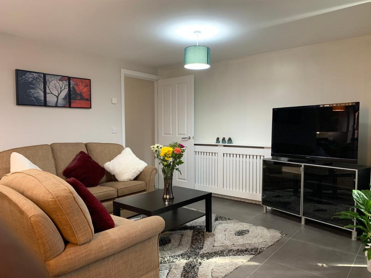 Aqua Dreams - Serviced Luxury Modern Belfast City Centre 2 Bed Apartment Exterior photo