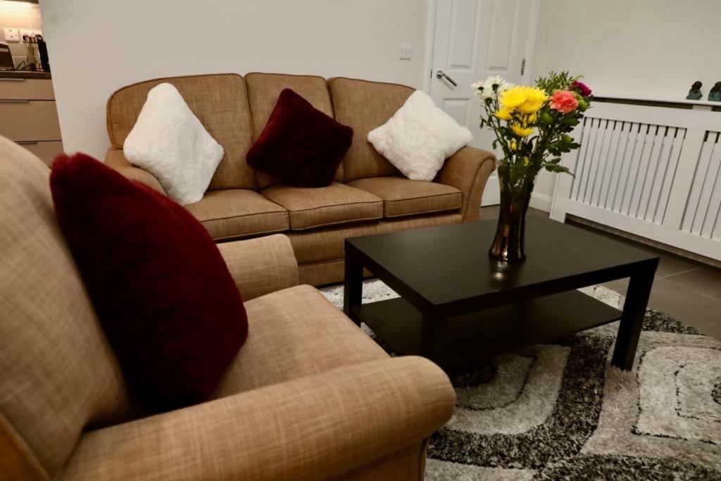 Aqua Dreams - Serviced Luxury Modern Belfast City Centre 2 Bed Apartment Exterior photo